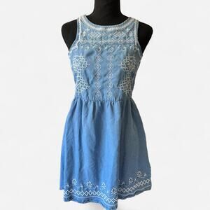 chiqle Chambray embroidered mini dress lightweight sz S country feminine boho